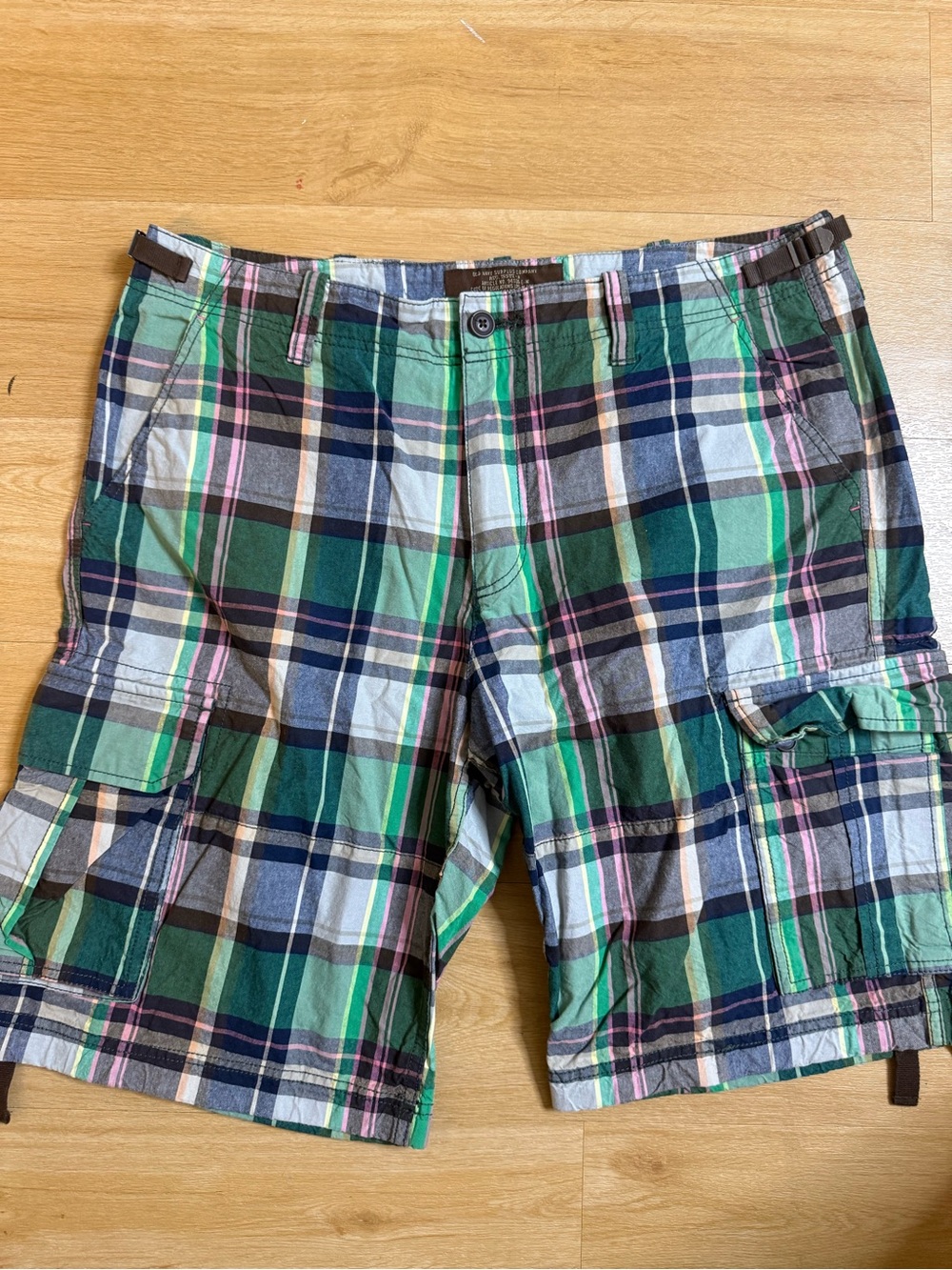 Old Navy Green Plaid Men's Cargo Shorts Vintage Size 36